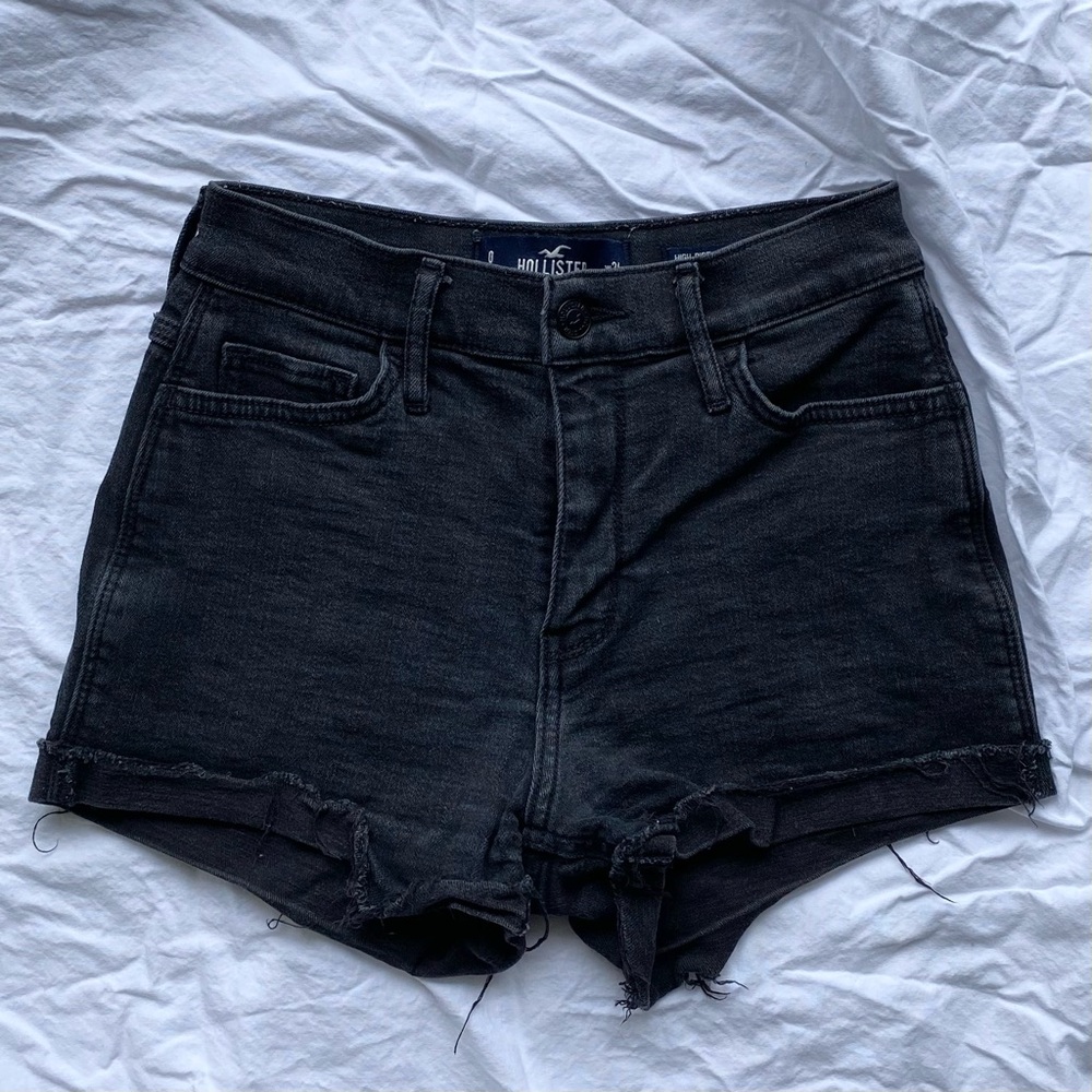 Hollister Washed Black Cuffed High Rise Denim Shorts - Women’s Size 0